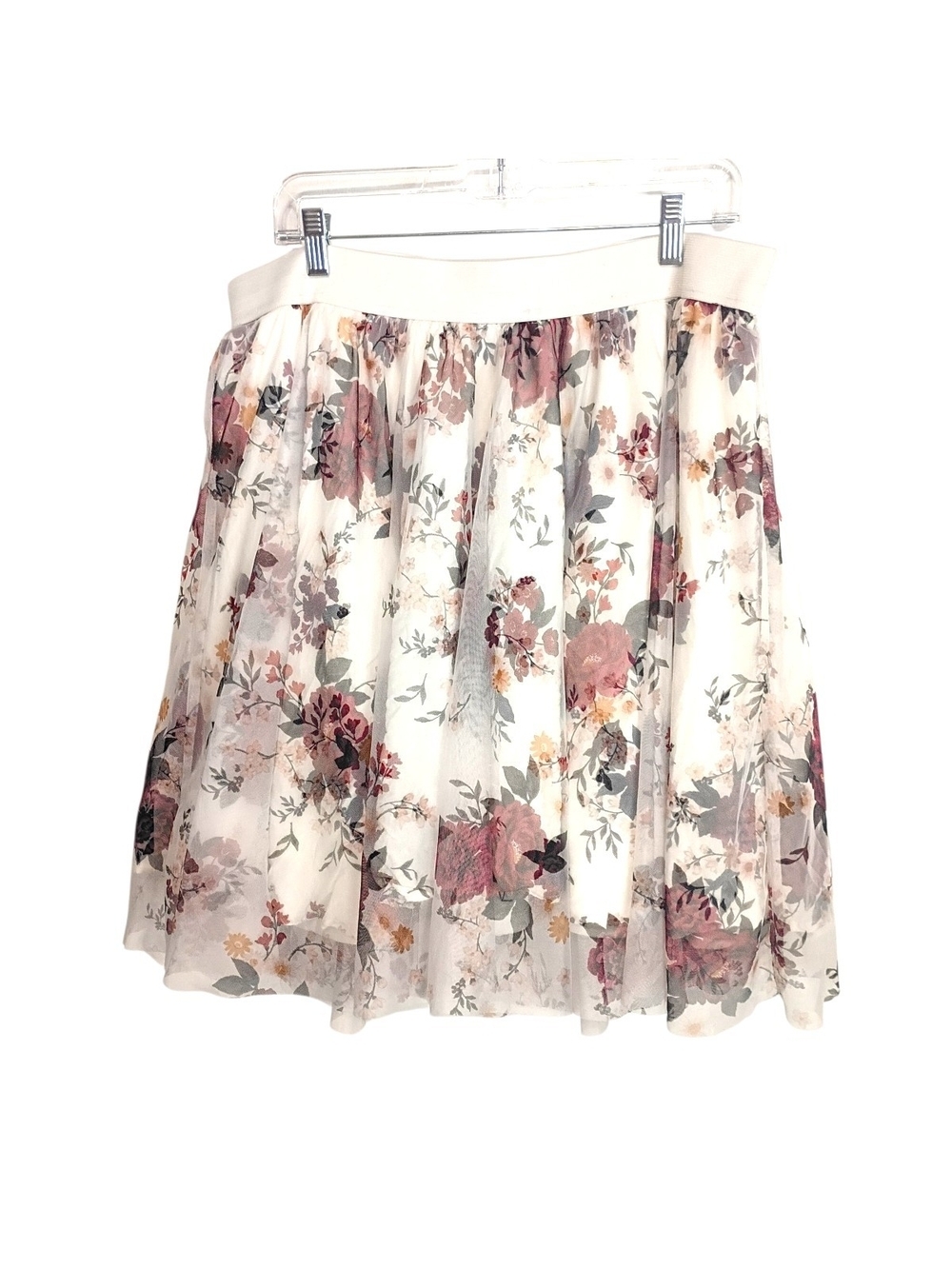 Torrid - Floral A-Line Skirt in Blush and White - Size 1x/2z